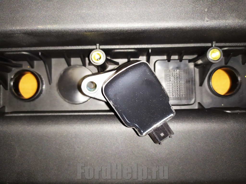 Клапанная крышка Форд Мондео 4 2.3 (3).jpg